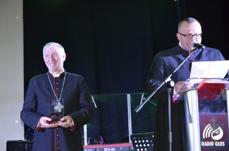Ks. Biskup Pelpliński Ryszard Kasyna i ks. dyrektor Grzegorz Weis